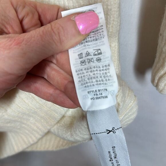Crewcuts Ivory 100% Wool Sweater. Size 10. - Picture 10 of 10